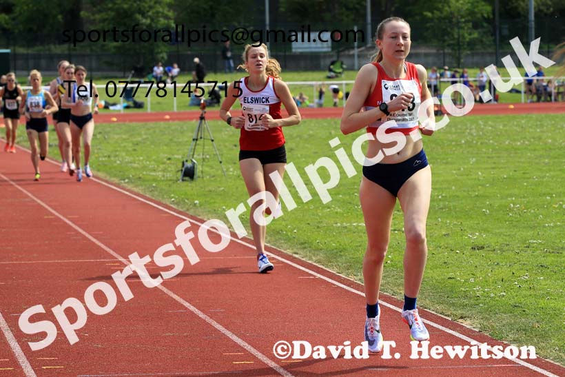 Women and Girls 5000 metres, 2022 North Eastern Track and Field Champs., Middlesbrough. David T. Hewitson/Sports for All Pics